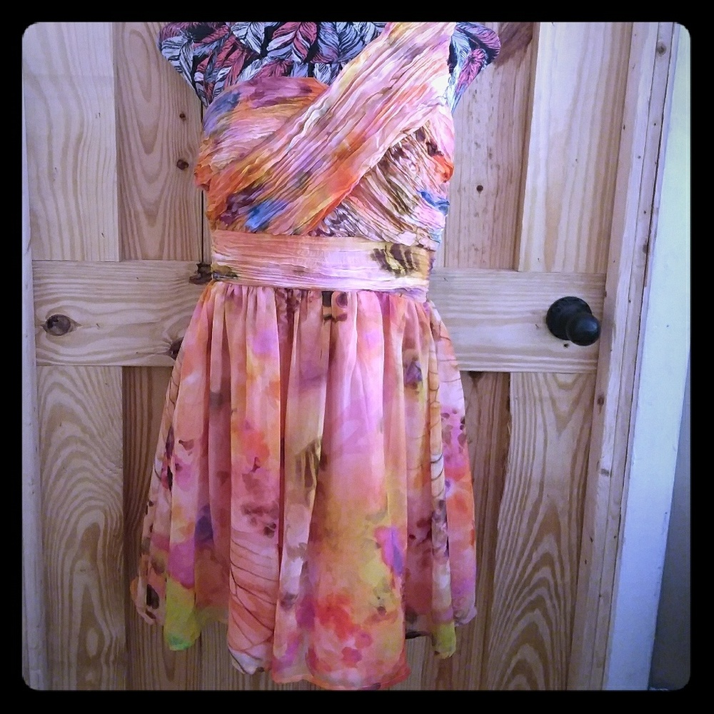 Charlotte russe flowy dress size small